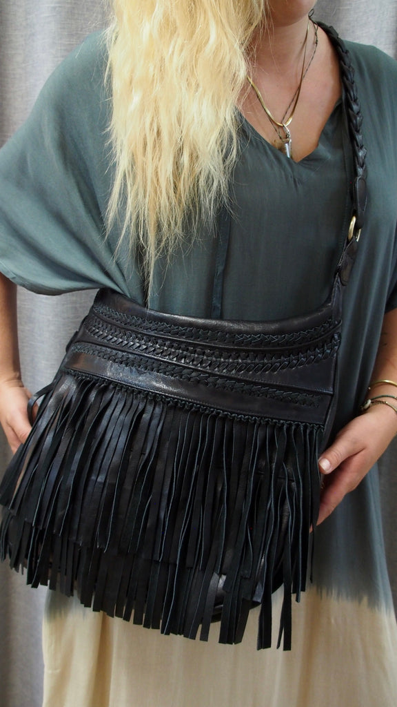 The Reckless Dark Brown Fringe Purse – Triangle T Boutique